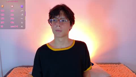 Lui online show from March 2, 6:03 am