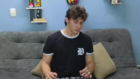 Luigi online show from December 2, 9:04 pm