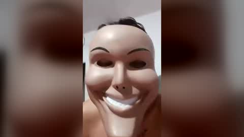 luis142832238 online show from August 8, 12:39 am