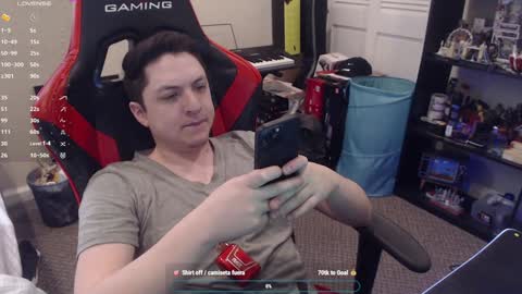 Luisdiaztube online show from January 13, 7:10 pm