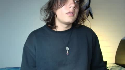 Snapshot of lukashollow chatting on January 19, 3:18 am lukas 3 online show from January 19, 3:18 am
