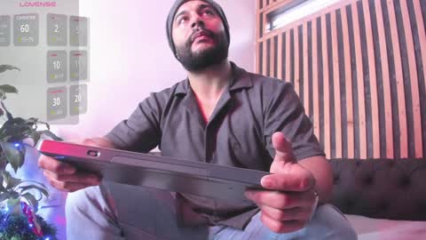 LUKE online show from December 5, 11:49 am