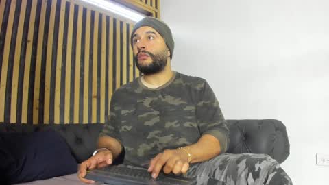 LUKE online show from December 12, 12:22 pm