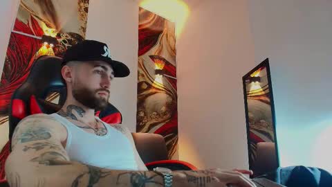 LUKE online show from December 3, 1:28 pm