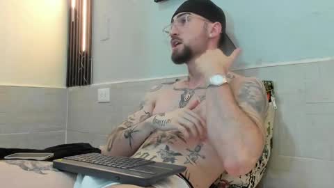 LUKE online show from February 11, 1:41 pm