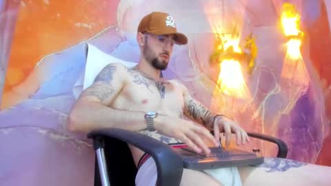 LUKE online show from January 31, 1:23 pm