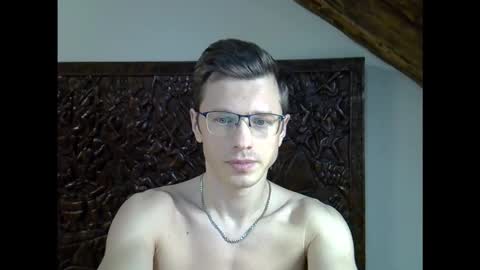 Andrew independent model 2000-0000 CET daily online show from January 9, 8:14 pm