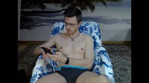 Andrew independent model 2000-0000 CET daily online show from February 28, 9:36 pm