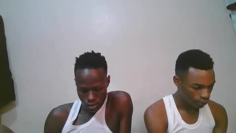 luoislove online show from March 5, 9:49 am