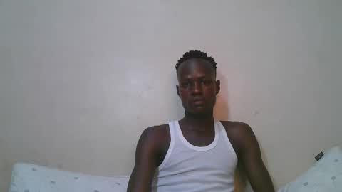 luoislove online show from April 4, 6:27 pm