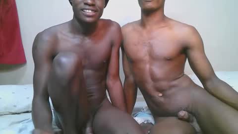 luoislove online show from February 12, 8:20 am