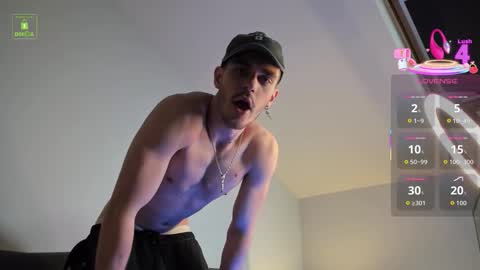 lustfullooking online show from March 14, 5:31 pm