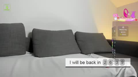 lustfullooking online show from March 7, 5:11 pm