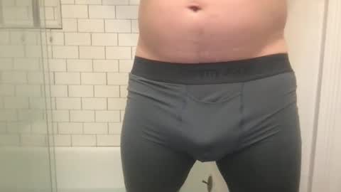 lvguynextdoor440656 online show from October 22, 12:58 am