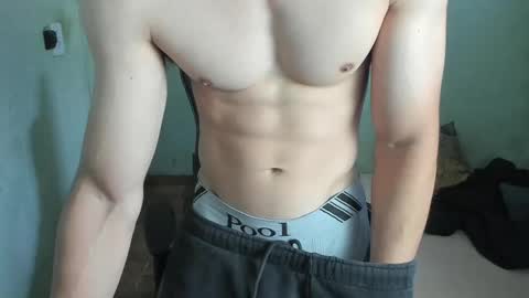 Snapshot of lyg7 chatting on September 28, 1:31 pm Gothdaddy online show from September 28, 1:31 pm