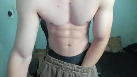 Snapshot of lyg7 chatting on March 4, 12:12 pm Gothdaddy online show from March 4, 12:12 pm