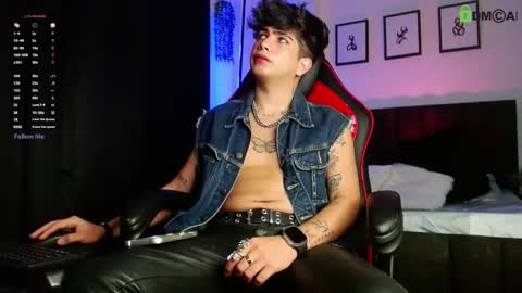 Lyle Bennett Freelance Model online show from March 20, 12:53 pm