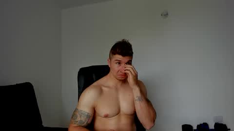 Lyonel online show from February 14, 3:29 pm