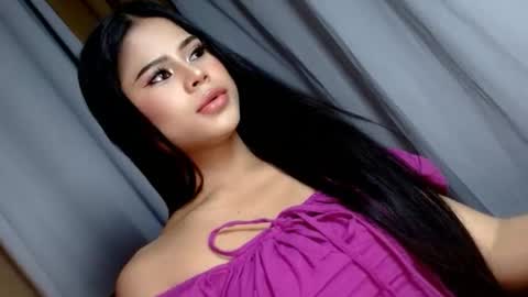 maddison online show from December 20, 12:01 pm