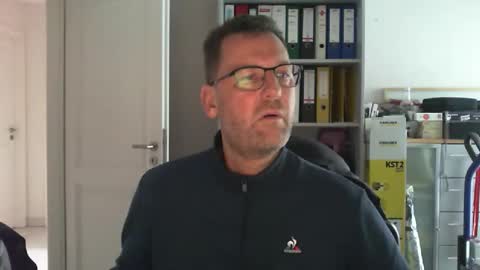 macfly67 online show from December 15, 9:50 am