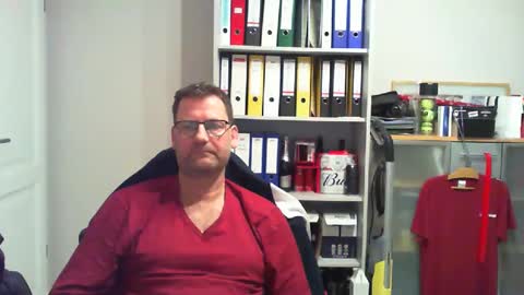 macfly67 online show from February 16, 10:54 pm