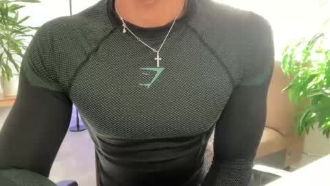 machine_15_ online show from April 22, 2:11 pm