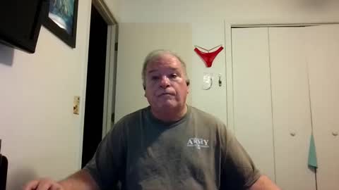 mackdocc001 online show from November 20, 4:06 pm