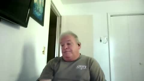 mackdocc001 online show from September 16, 8:09 pm