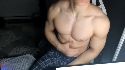 Sexyboymadison online show from November 16, 10:45 pm