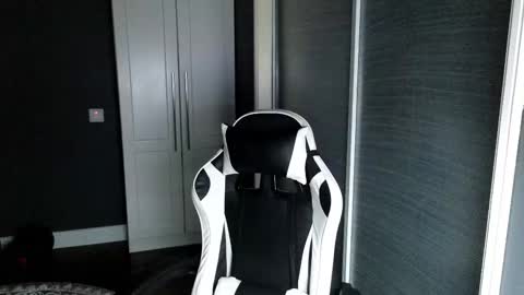 Sexyboymadison online show from January 31, 10:41 pm