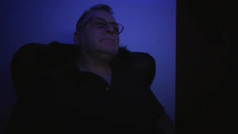 MaduroHot2025 online show from April 18, 12:17 pm