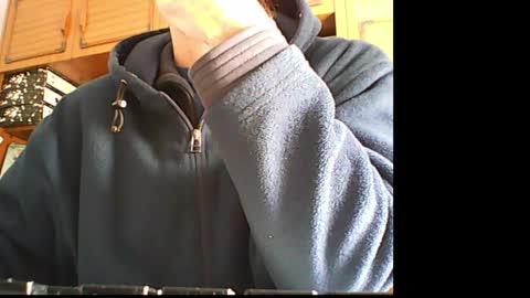 Maestrojedi0 online show from December 18, 10:19 am