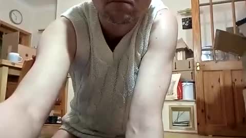 Snapshot of maestronex chatting on December 15, 5:53 pm maestronex online show from December 15, 5:53 pm