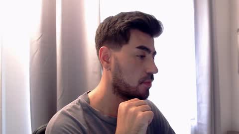 Andres online show from April 30, 8:57 pm