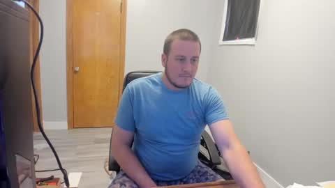 Snapshot of magicman176 chatting on October 19, 1:58 pm Magic176 online show from October 19, 1:58 pm