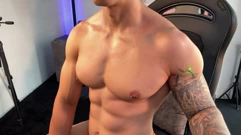 If you want me to use the Lovense please let me know  --    online show from May 10, 6:09 pm
