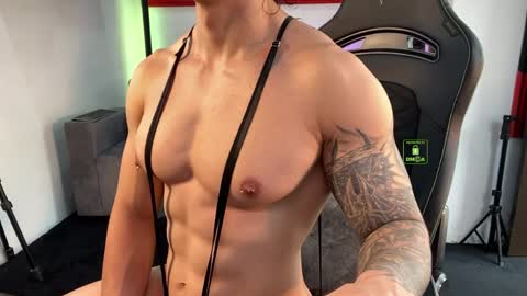 If you want me to use the Lovense please let me know  --    online show from May 29, 7:13 pm
