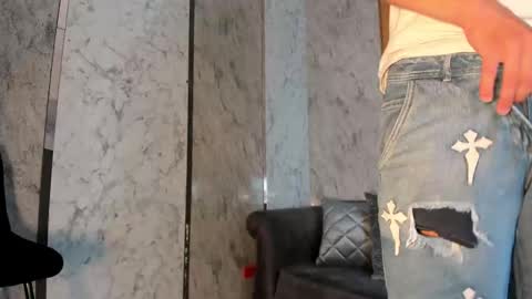 MAIK MEJIA online show from February 21, 7:37 pm