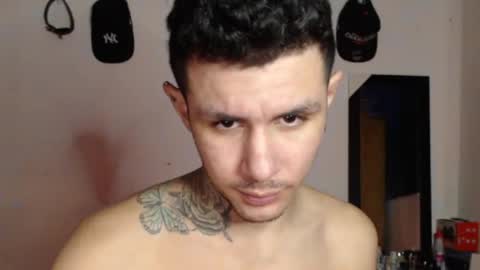 maikjameshot online show from November 28, 6:38 am