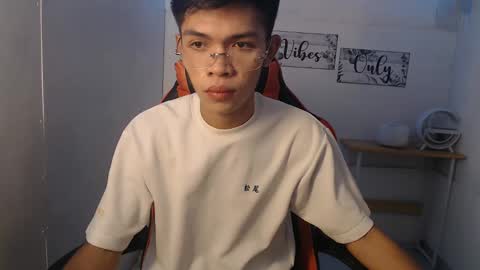 Adel online show from January 16, 10:53 am