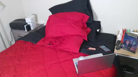 mako4eva online show from December 16, 12:50 am