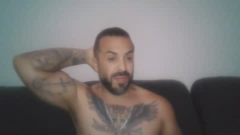 malaguita online show from June 25, 12:02 am