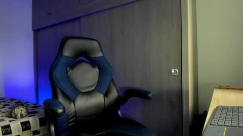 ADAM         online show from January 31, 7:11 pm