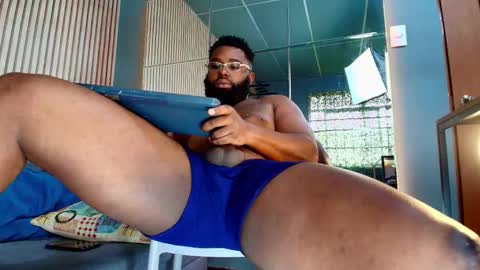 Snapshot of malik_arellano chatting on September 11, 3:22 pm The King Malik online show from September 11, 3:22 pm