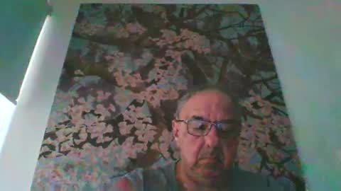 OLDMANFREE online show from April 4, 9:45 pm