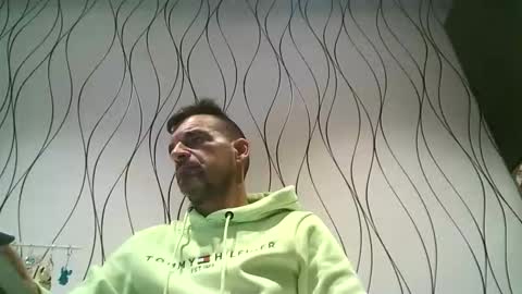 Snapshot of man_from_geaven chatting on October 10, 10:31 am man_from_geaven online show from October 10, 10:31 am