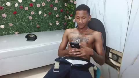 man_san11 online show from December 16, 8:05 pm