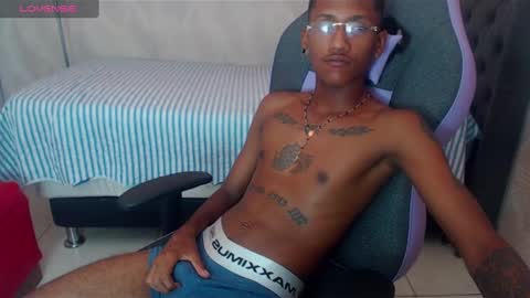 Snapshot of man_san11 chatting on December 20, 5:08 pm man_san11 online show from December 20, 5:08 pm