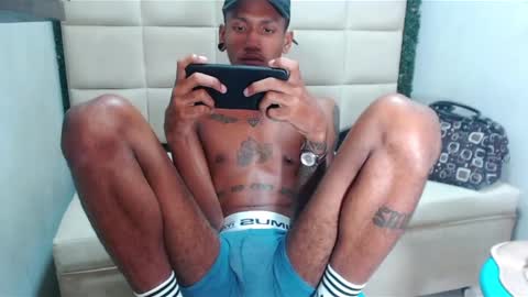 Snapshot of man_san11 chatting on March 6, 5:43 pm man_san11 online show from March 6, 5:43 pm