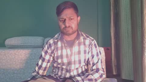 Snapshot of manees1122 chatting on February 7, 5:51 pm Roshan online show from February 7, 5:51 pm